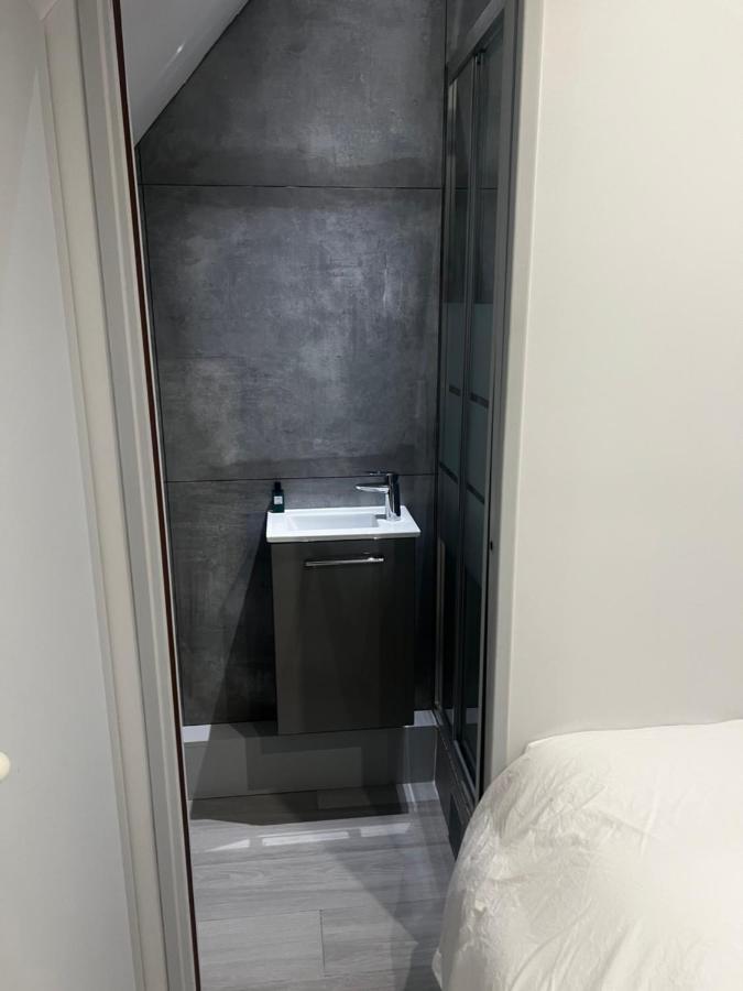 Sous Les Toits De Paris Trocadero Apartment ภายนอก รูปภาพ